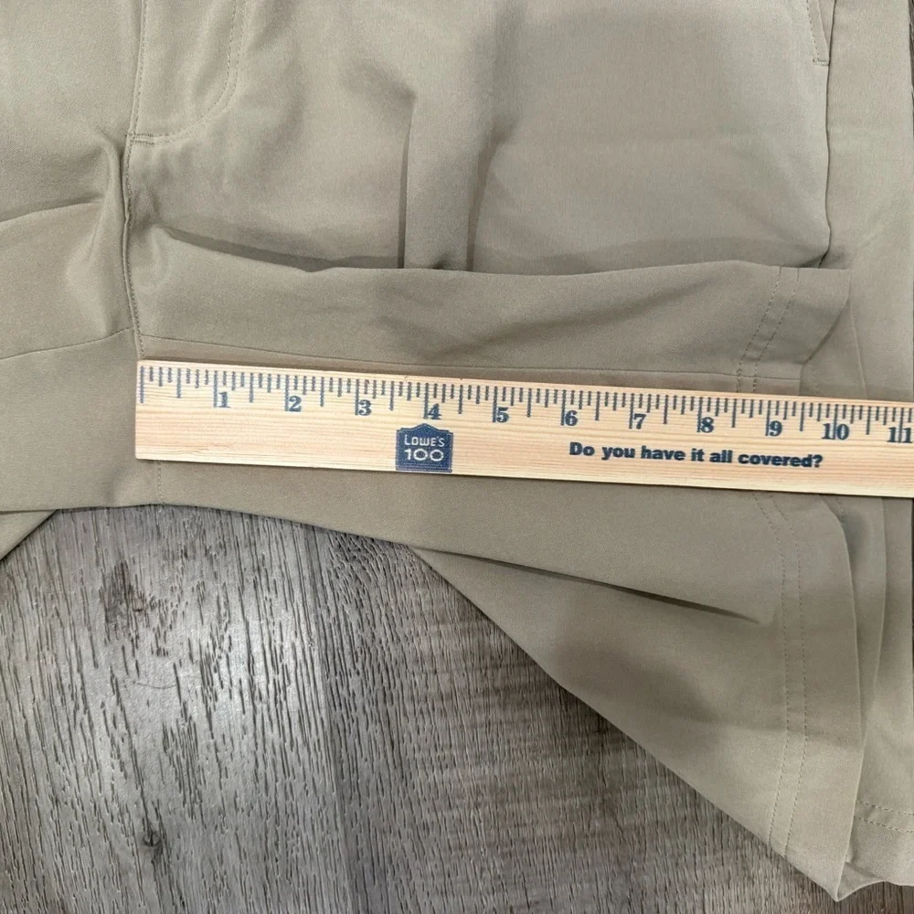 Jack Nicklaus Flat Front Tan Golf Shorts Size 38